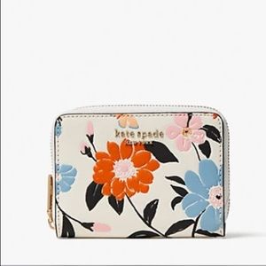 NWT kate spade Spencer floral gardens wallet